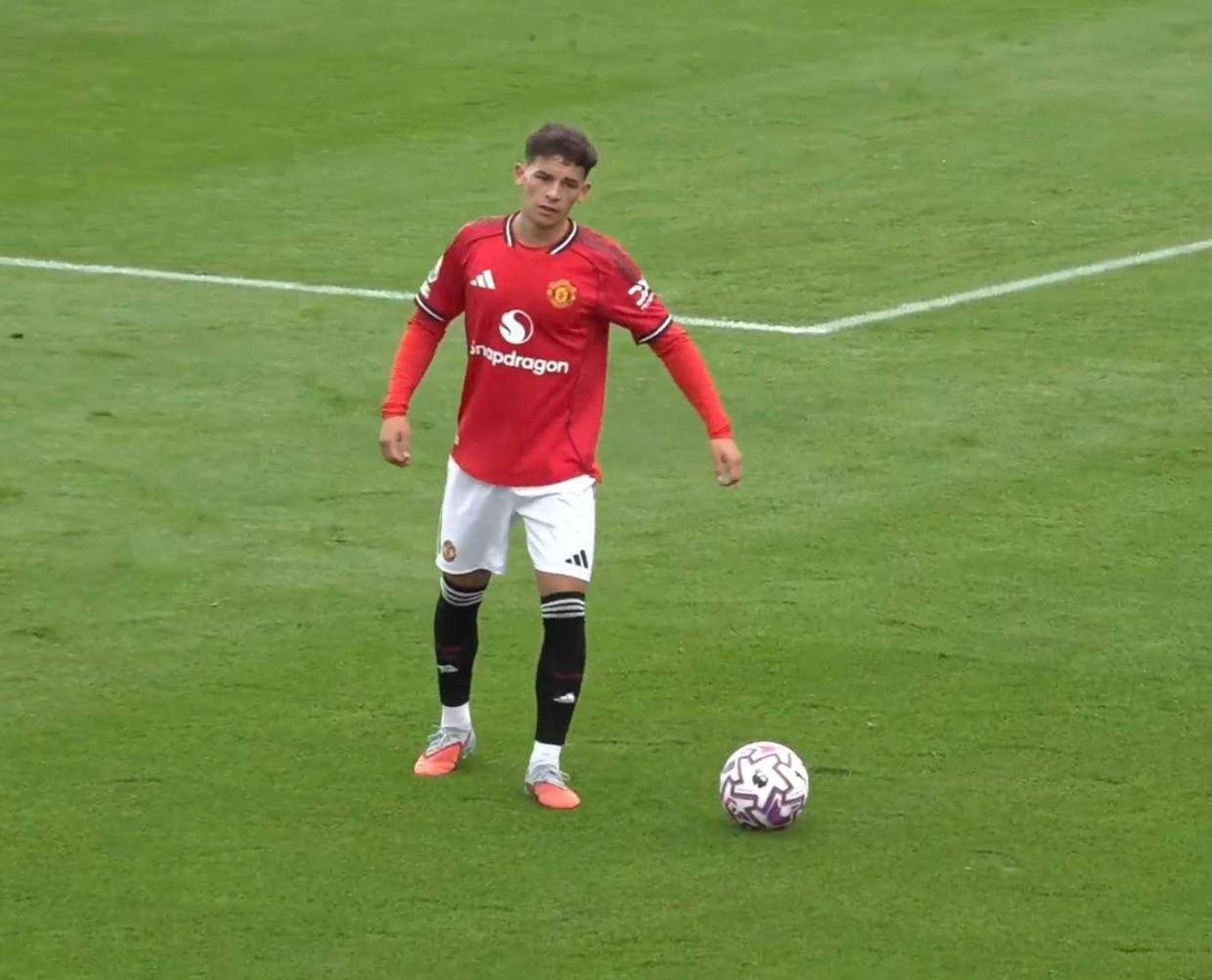 阿莫林改革训练激活曼联！青训福登圣诞有望首秀，已成马奎尔小弟